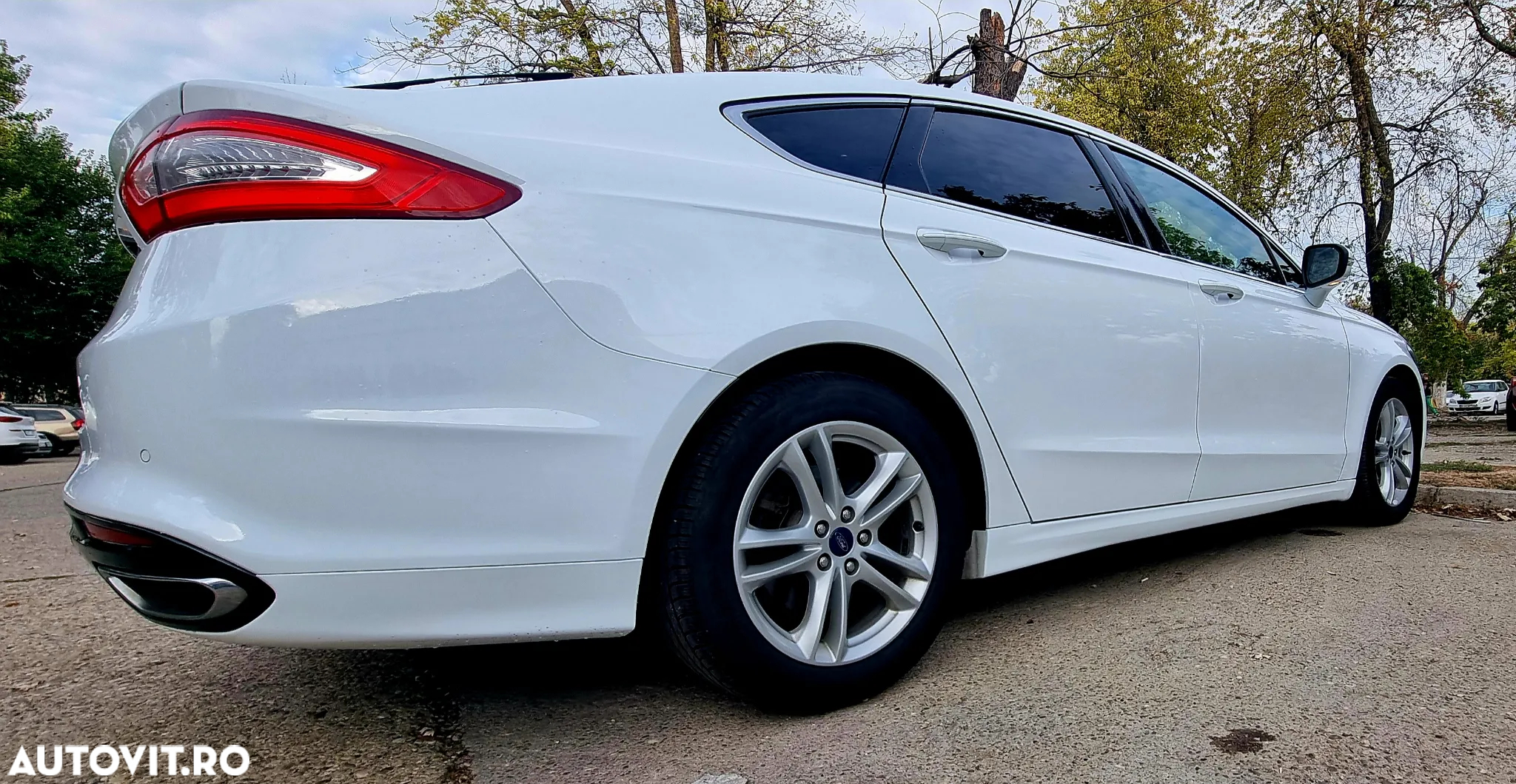 Ford Mondeo 2.0 TDCi Powershift Titanium - 10