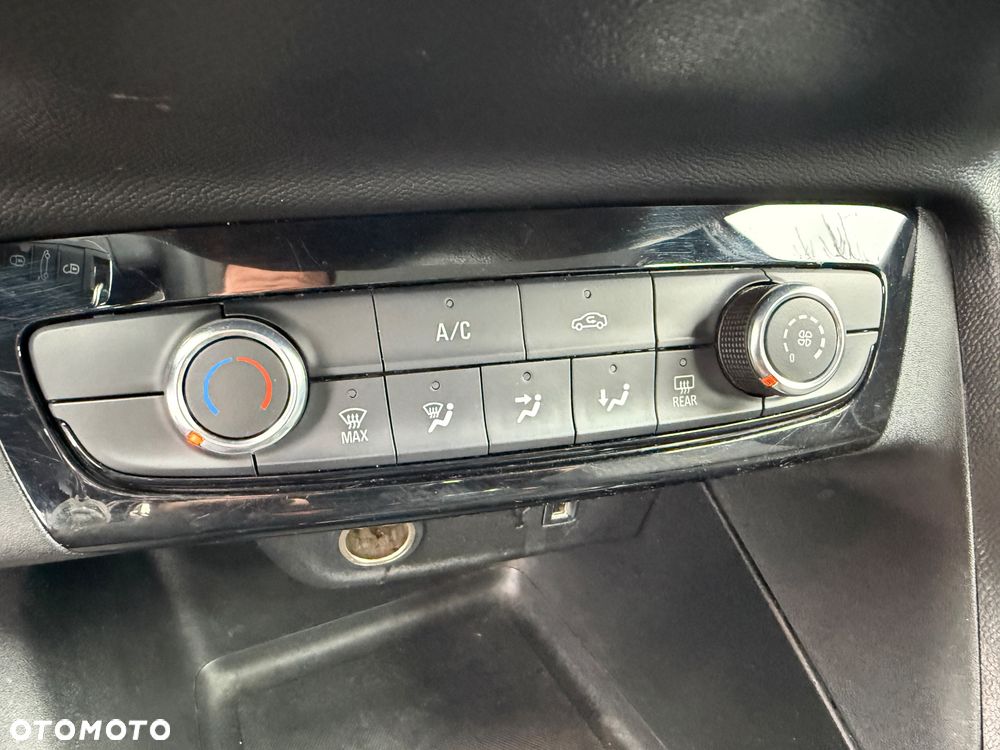 Opel Corsa 1.2 Edition S&S - 26