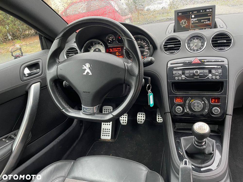 Peugeot RCZ 2.0 HDi - 12
