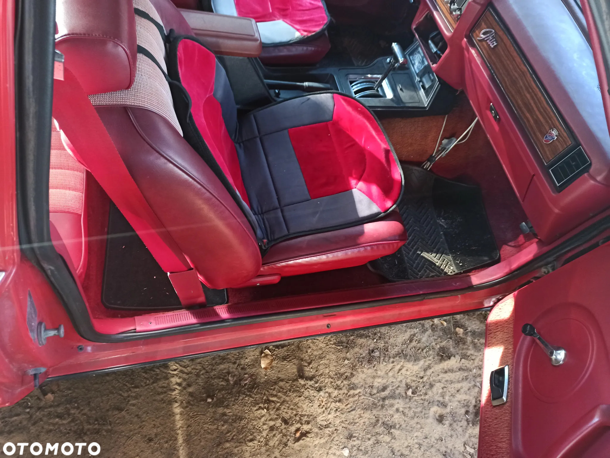 Ford Mustang - 25