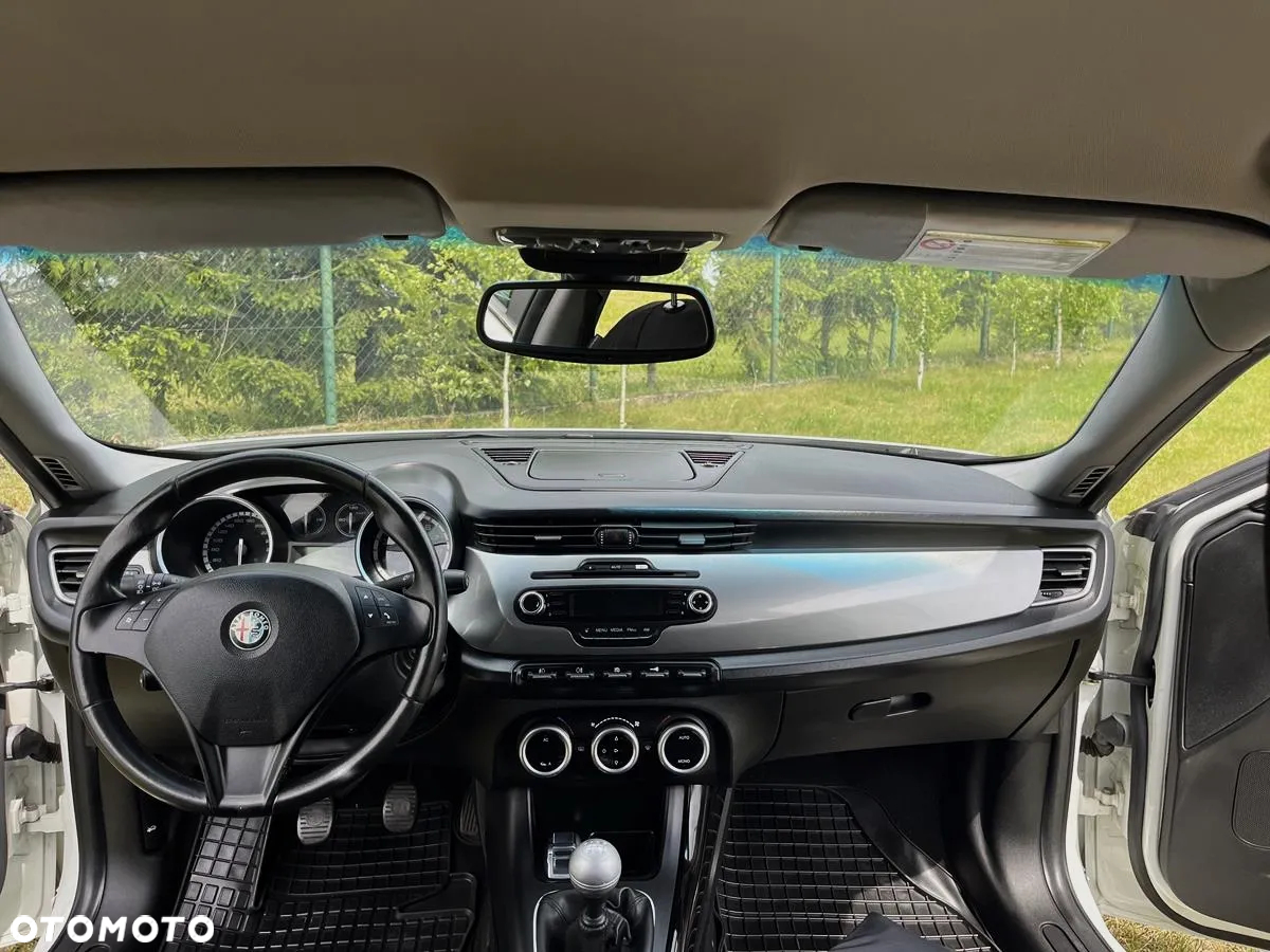 Alfa Romeo Giulietta - 9