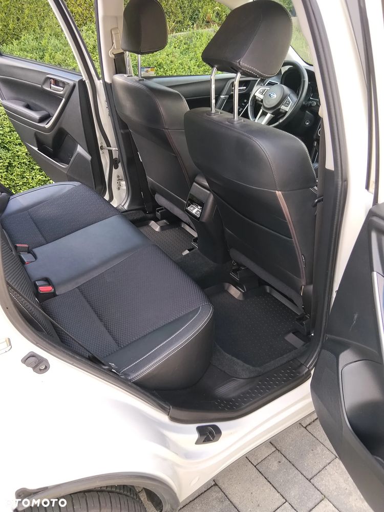 Subaru Forester 2.0 i Exclusive (EyeSight) Lineartronic - 11