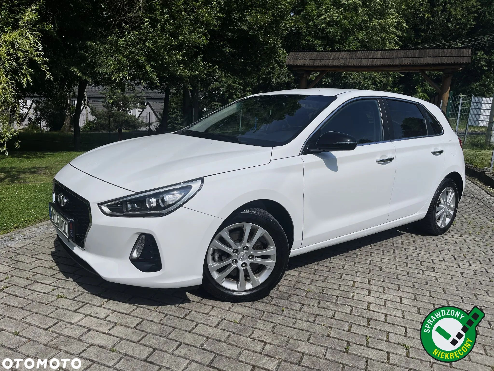 Hyundai i30 1.6 CRDi BlueDrive Premium - 1