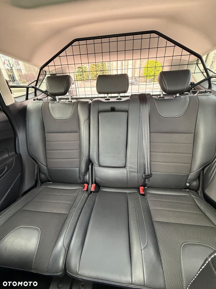 Ford Kuga 2.0 TDCi 4x4 Titanium - 13