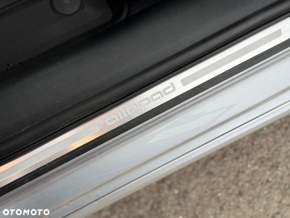Audi A4 Allroad 2.0 TFSI Quattro S tronic - 11