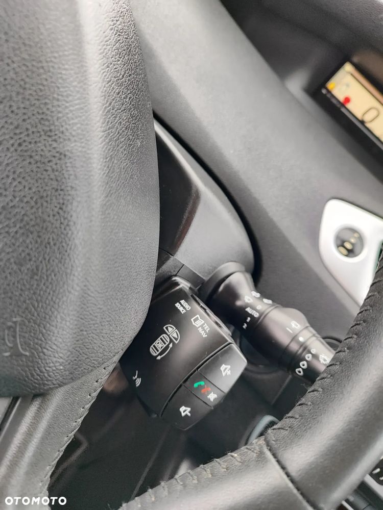 Renault Scenic TCe 130 Dynamique - 20