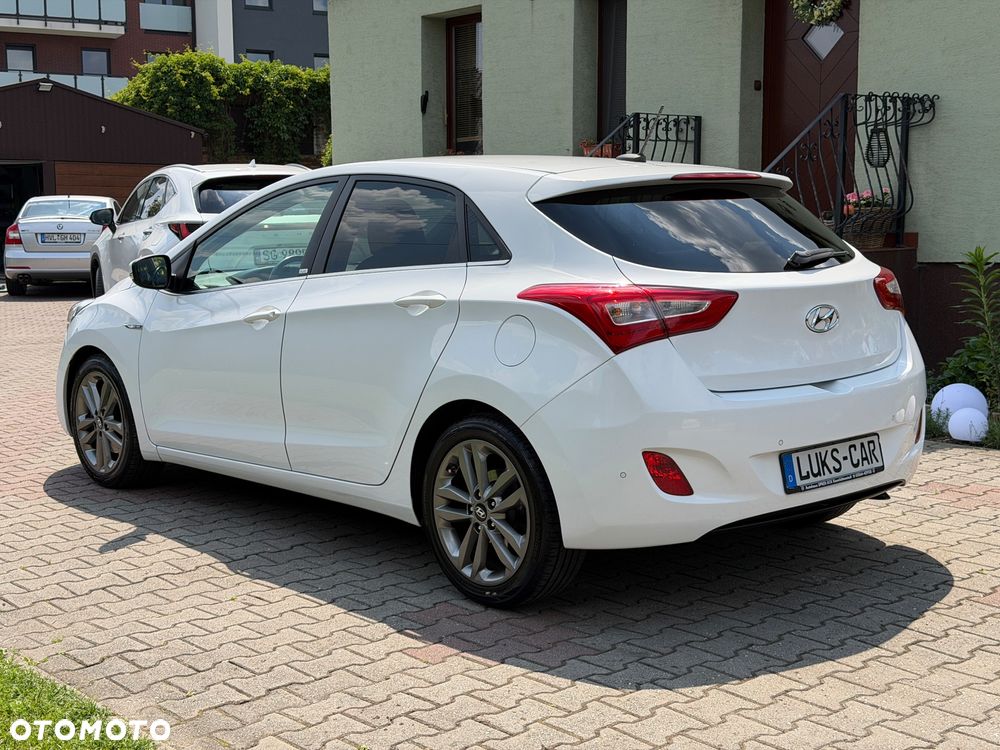 Hyundai i30 blue 1.6 GDI Passion - 38