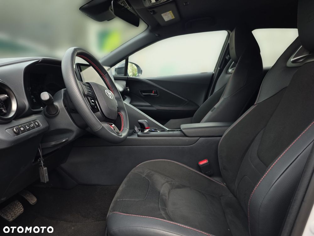 Toyota C-HR - 15