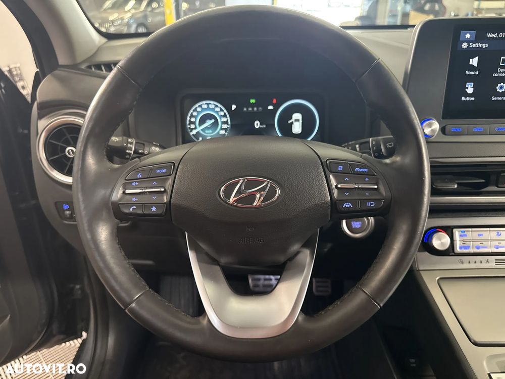 Hyundai KONA - 17