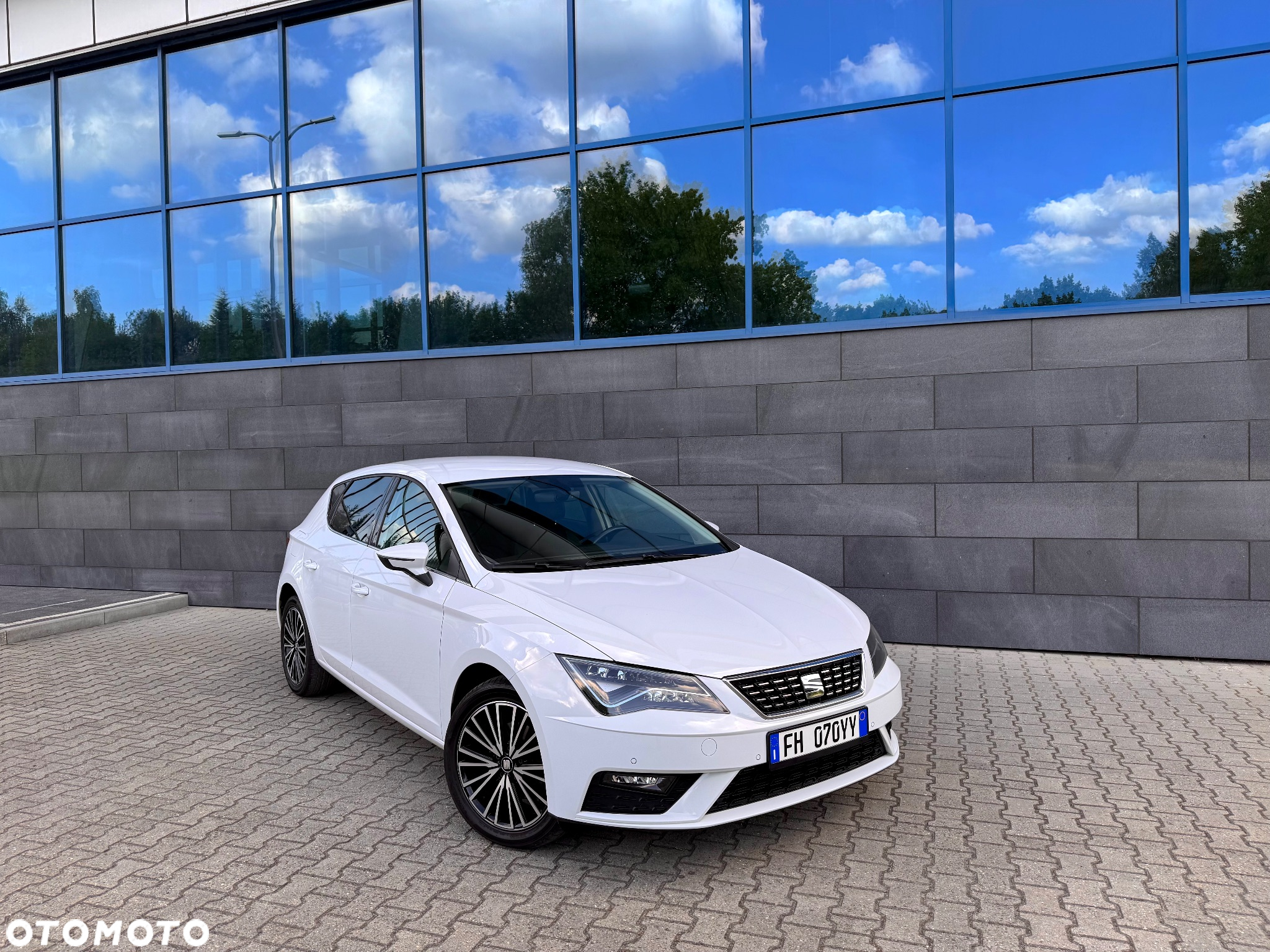 Seat Leon 2.0 TDI DPF Start&Stop XCELLENCE - 2