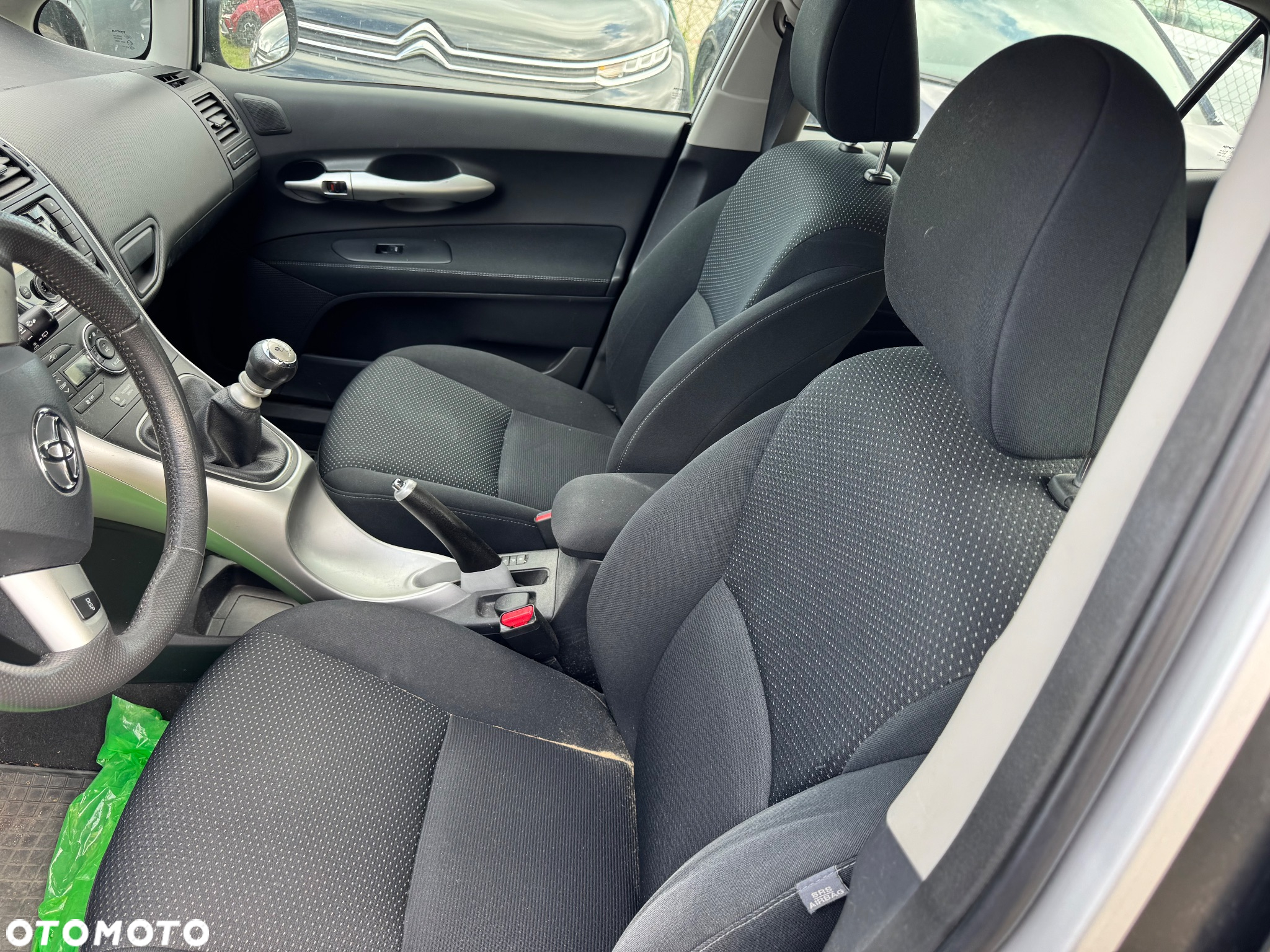Toyota Auris 1.6 Comfort - 19