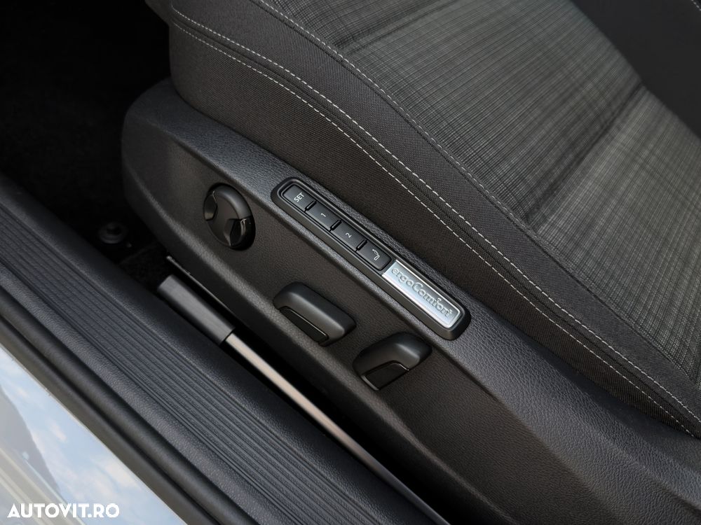 Volkswagen Passat Variant 2.0 TDI SCR DSG Business - 8