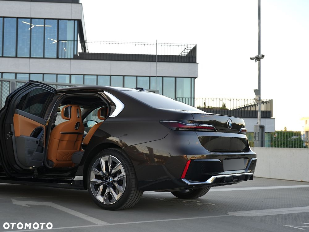 BMW Seria 7 - 9