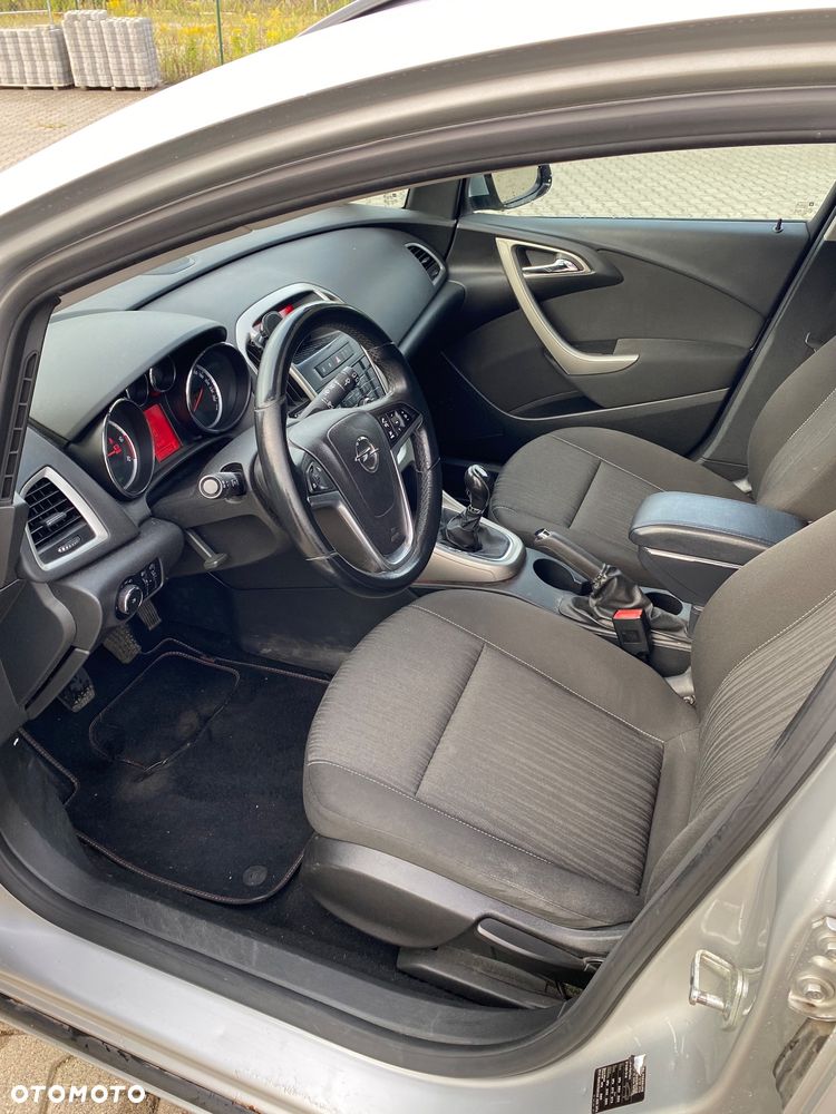 Opel Astra 1.7 CDTI - 9