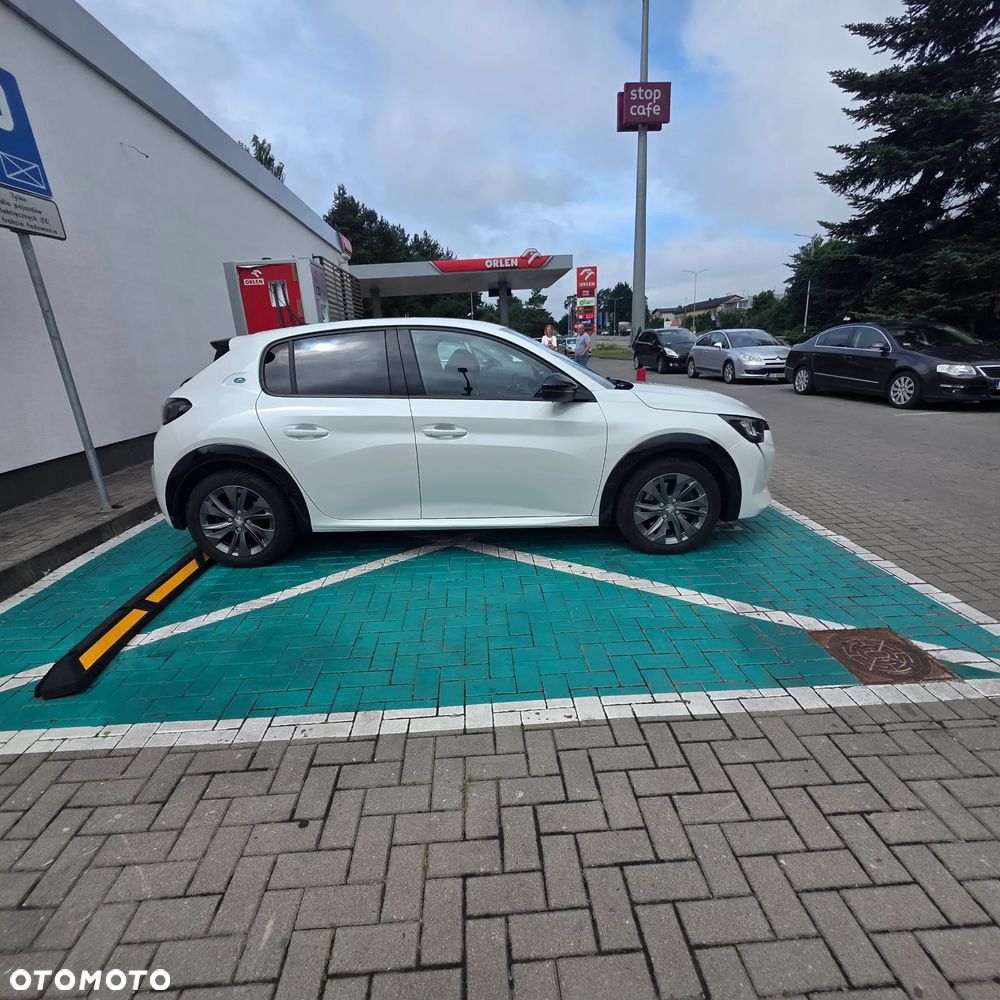 Peugeot 208 50kWh Active - 2