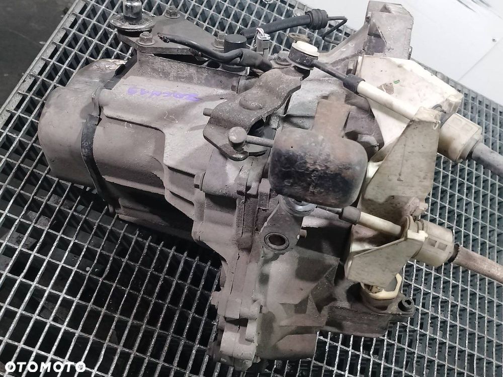 SKRZYNIA BIEGÓW MANUALNA PEUGEOT 307 20CN19 1.4 8V - 2