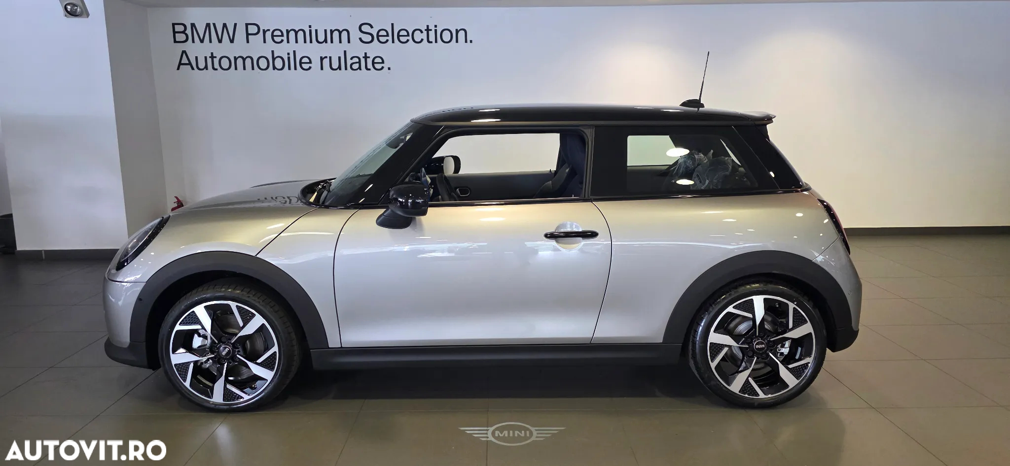 Mini Cooper S Favoured Trim - 3