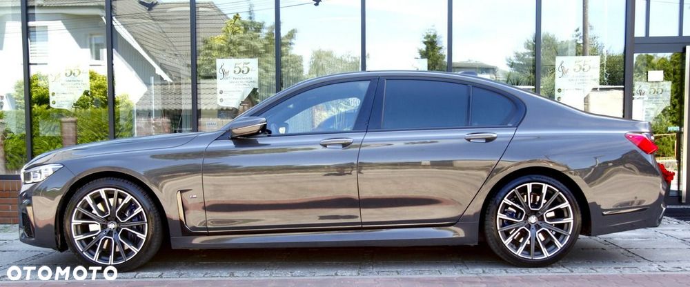 BMW Seria 7 - 27