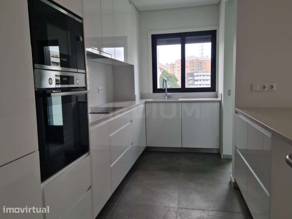 Apartamento T2 - Edifício CUBIC - Grande imagem: 4/6