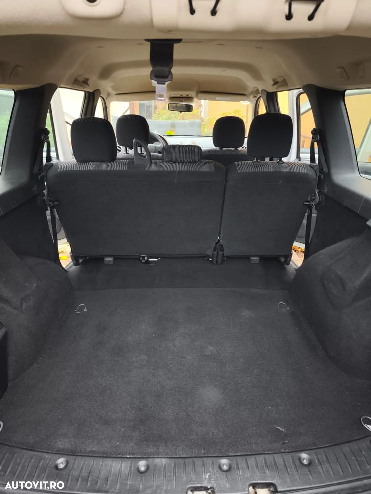 Dacia Logan MCV 1.6 16V Laureate - 22