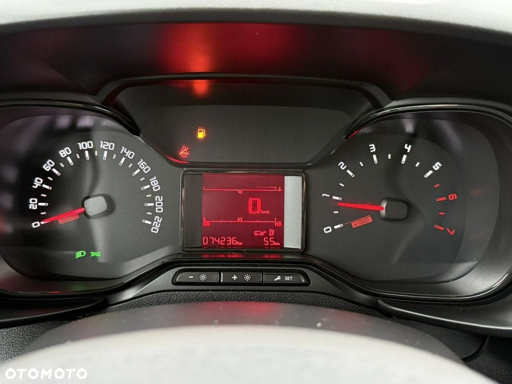 Toyota Proace City - 17