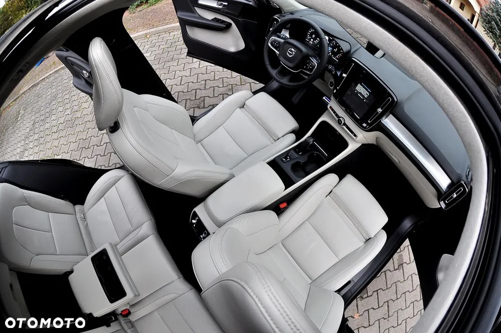 Volvo XC 40 T3 Geartronic Inscription - 16