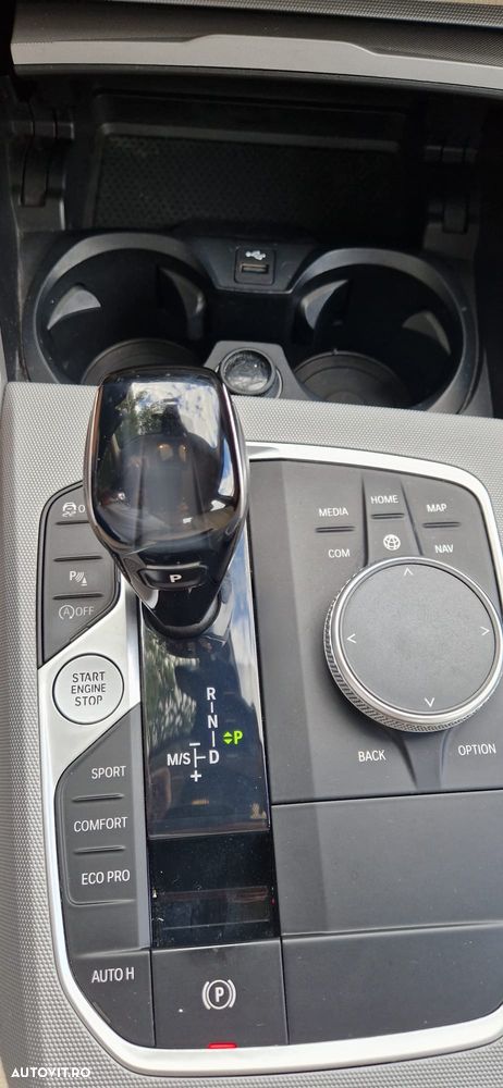 BMW Seria 3 320i xDrive AT - 15