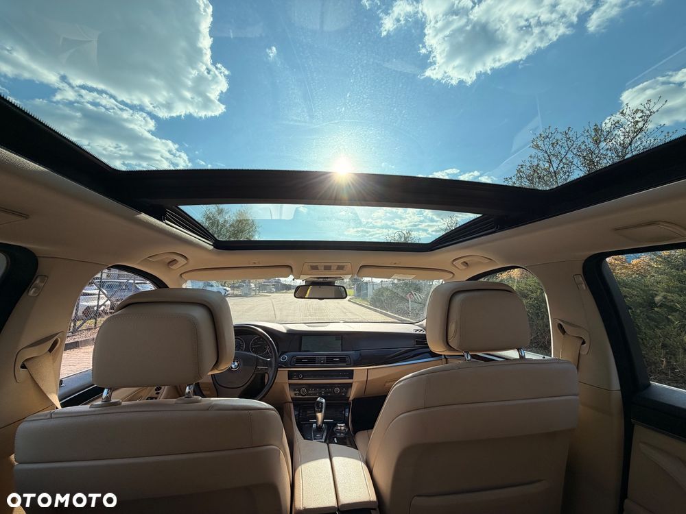 BMW Seria 5 525d Sport-Aut - 4