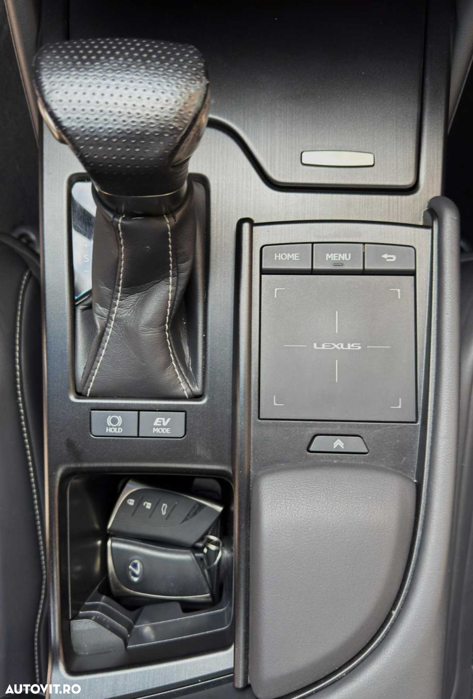 Lexus Seria ES 300h F Sport+ - 26