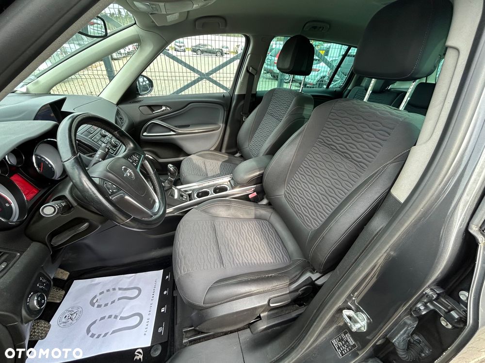 Opel Zafira - 14