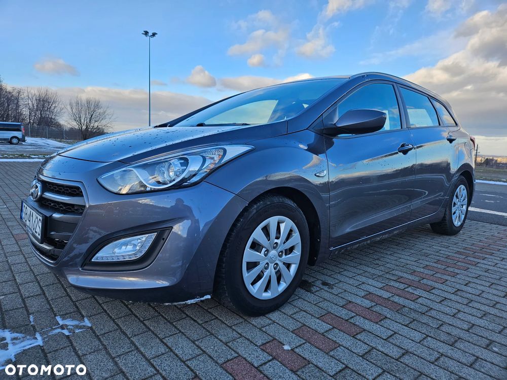 Hyundai i30 1.6 CRDi Classic + - 12