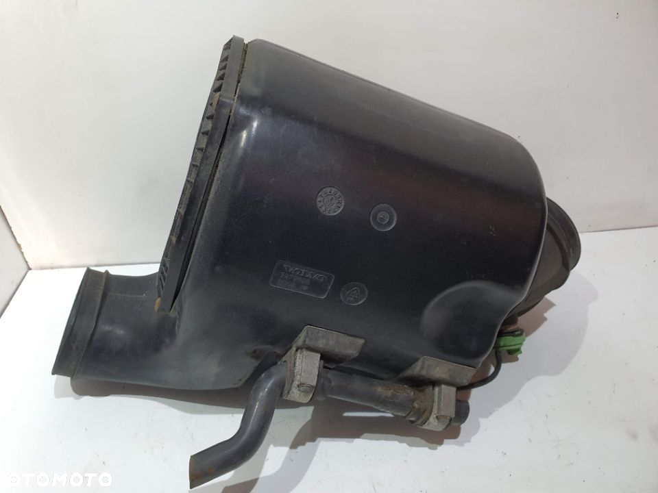OBUDOWA FILTRA POWIETRZA VOLVO FH 12 FH 13 3979505 - 2