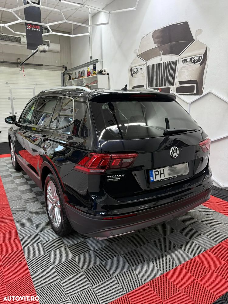 Volkswagen Tiguan - 2