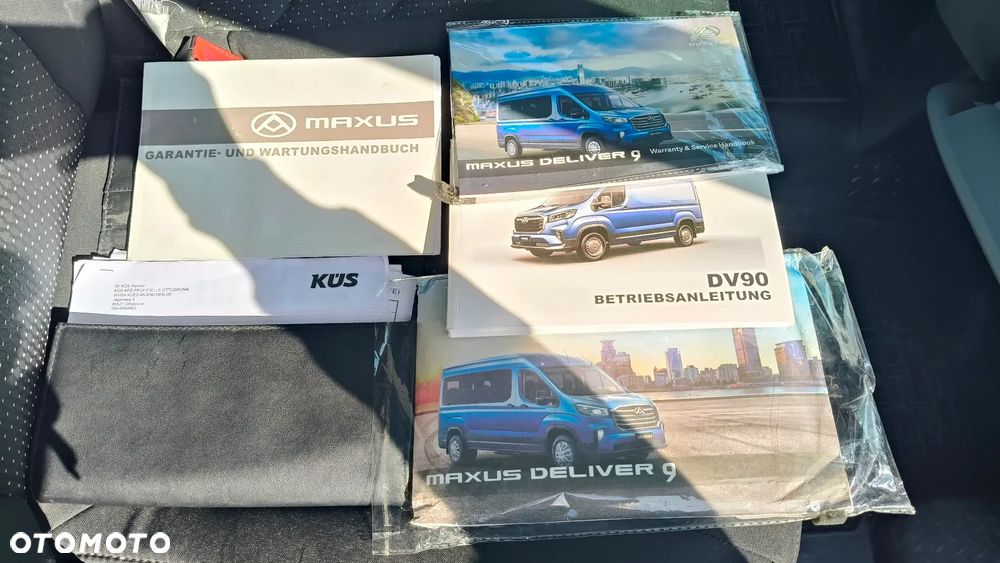 Maxus Delivery 9 - 9