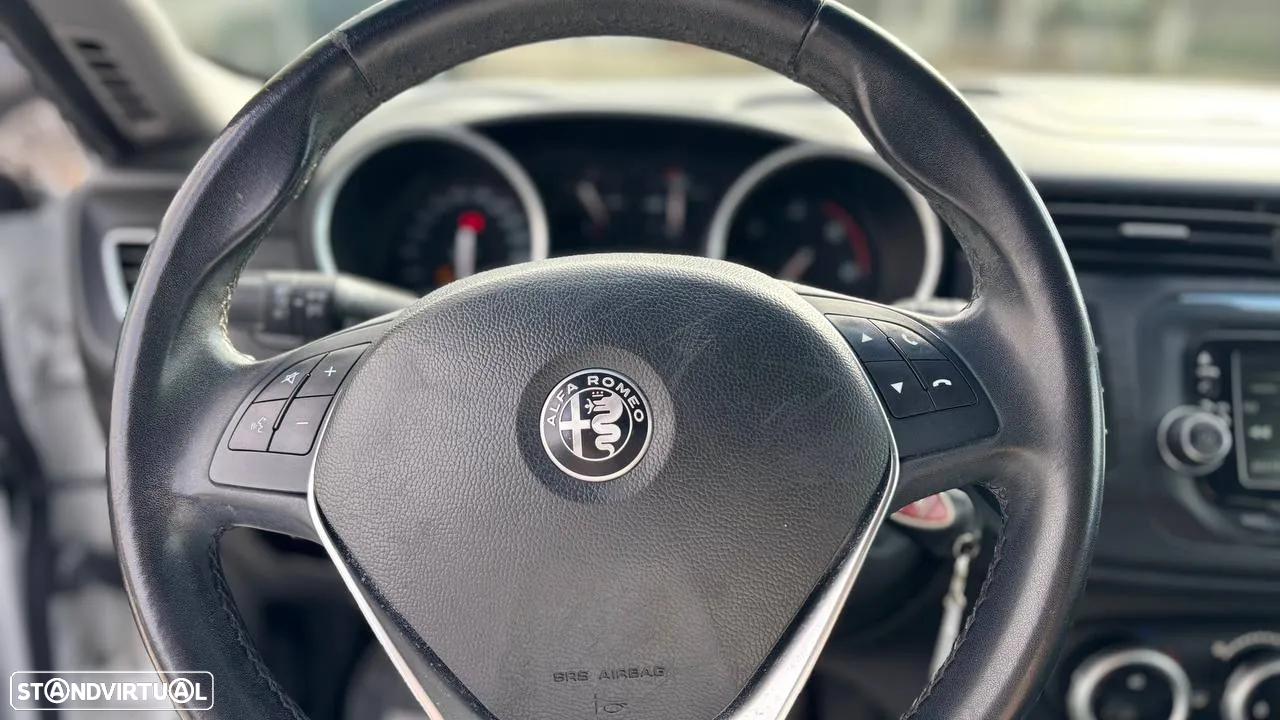 Alfa Romeo Giulietta 1.6 JTDm Sport J18 - 14