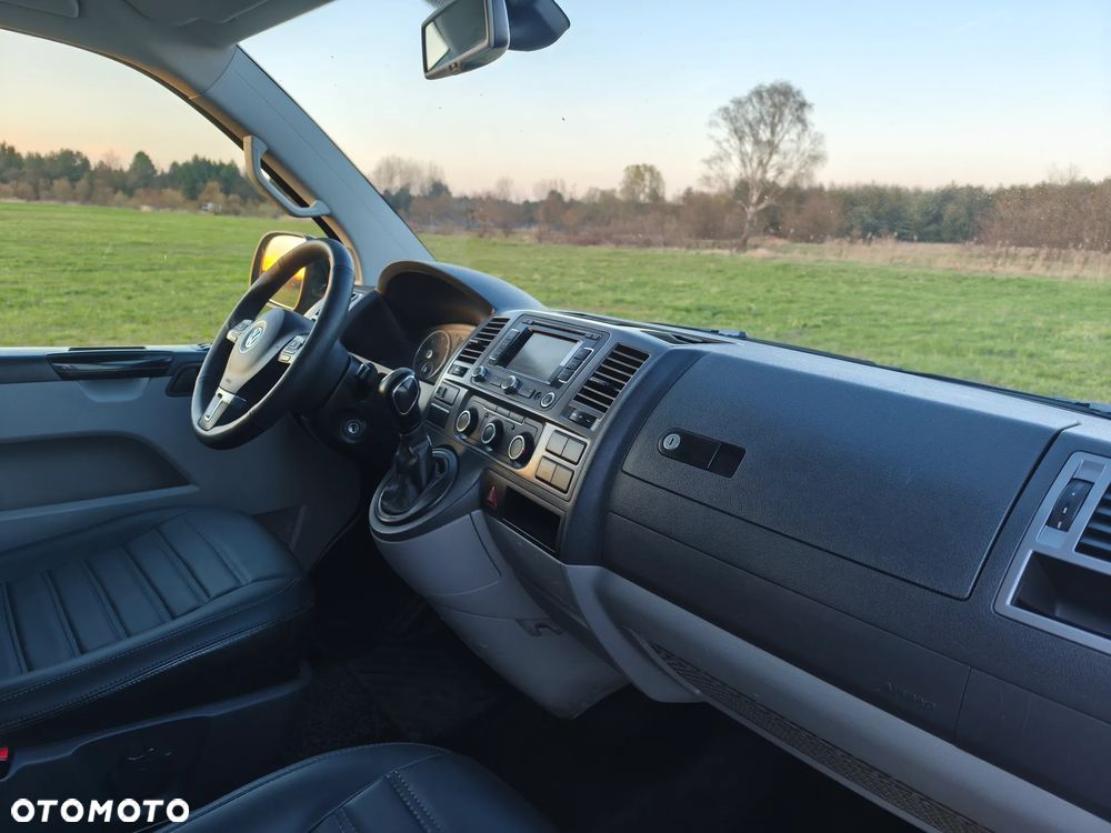 Volkswagen Transporter - 26