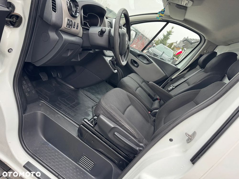 Renault Trafic - 10