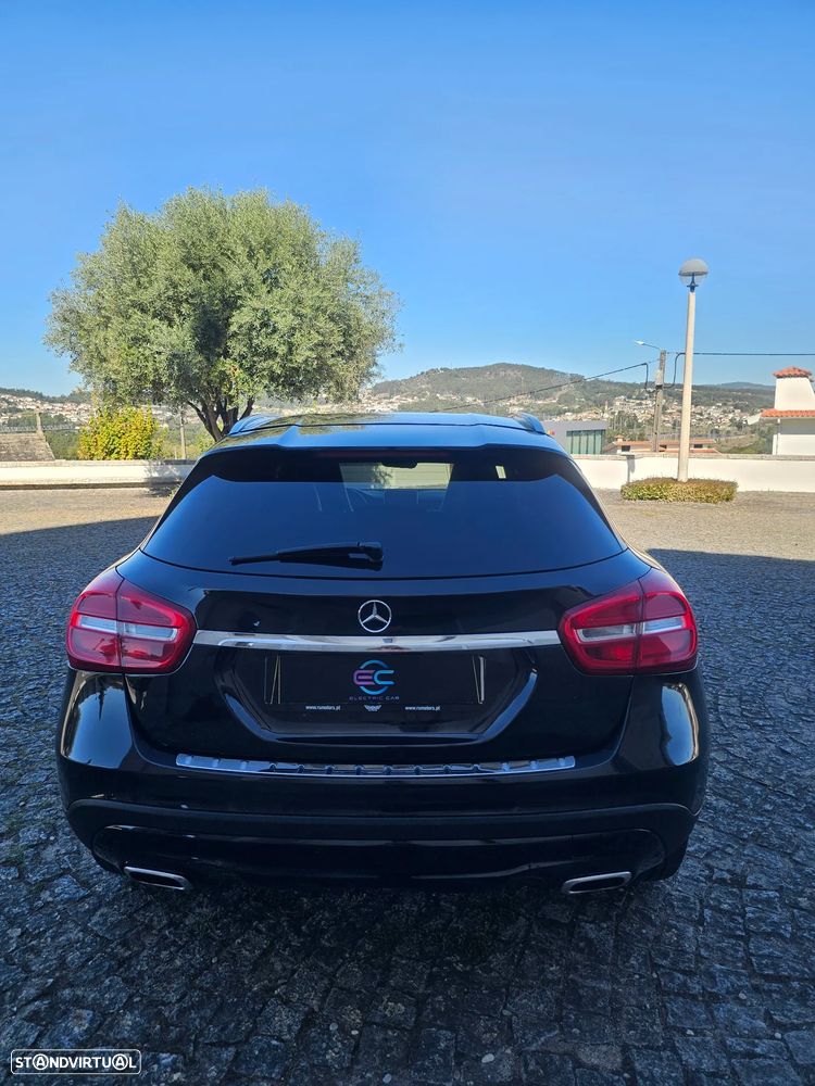 Mercedes-Benz GLA 200 (CDI) d Urban - 11