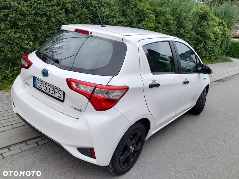 Toyota Yaris - 3