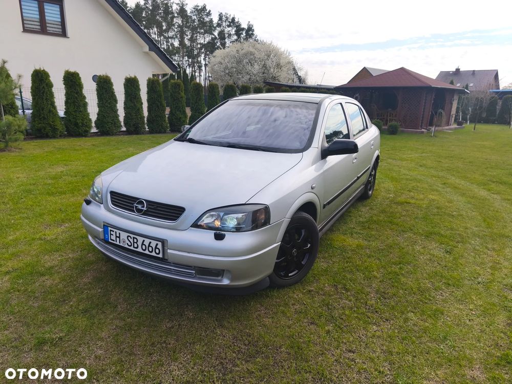 Opel Astra 1.6 NJoy - 1