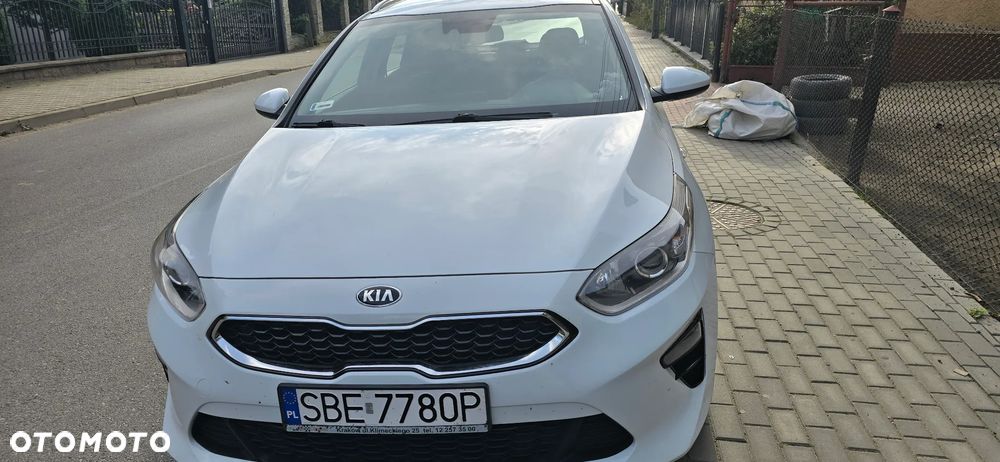 Kia Ceed 1.6 CRDi SCR M - 2