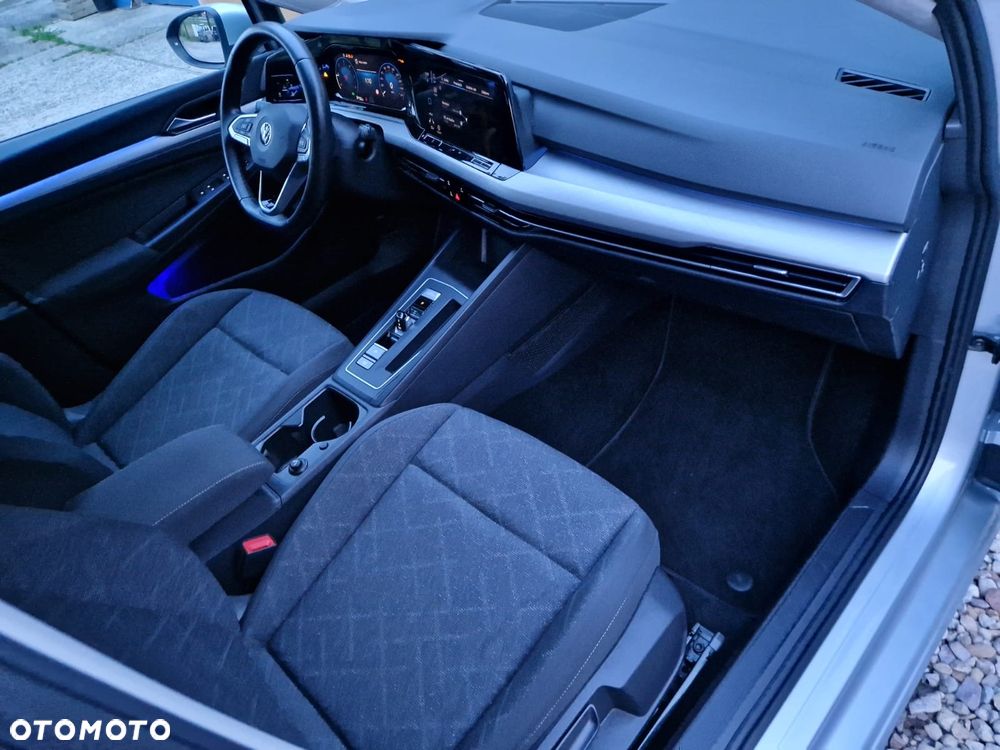 Volkswagen Golf - 12