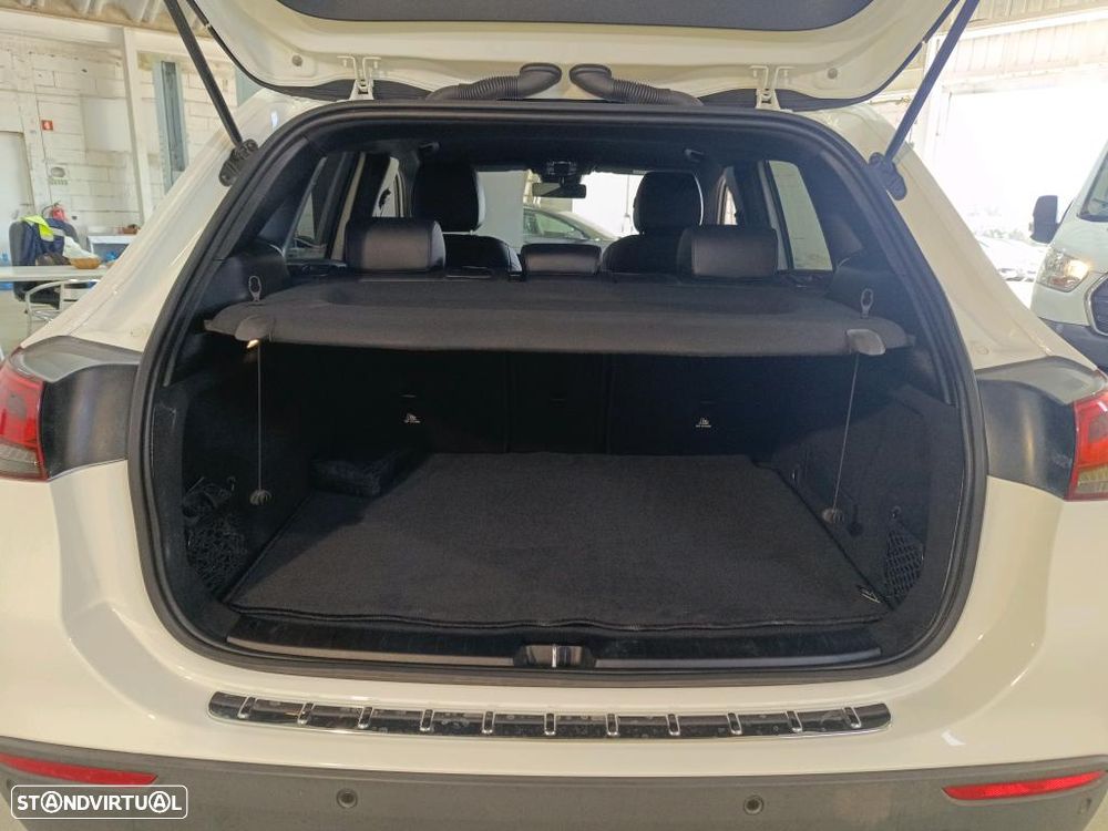 Mercedes-Benz GLA 200 d Style - 11
