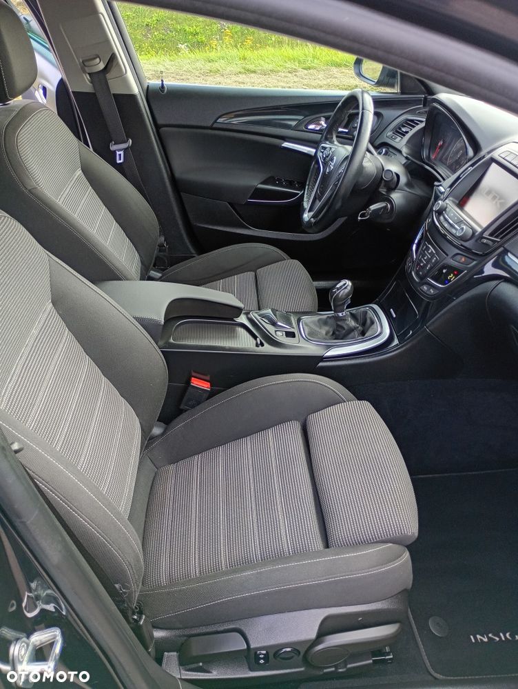 Opel Insignia - 8