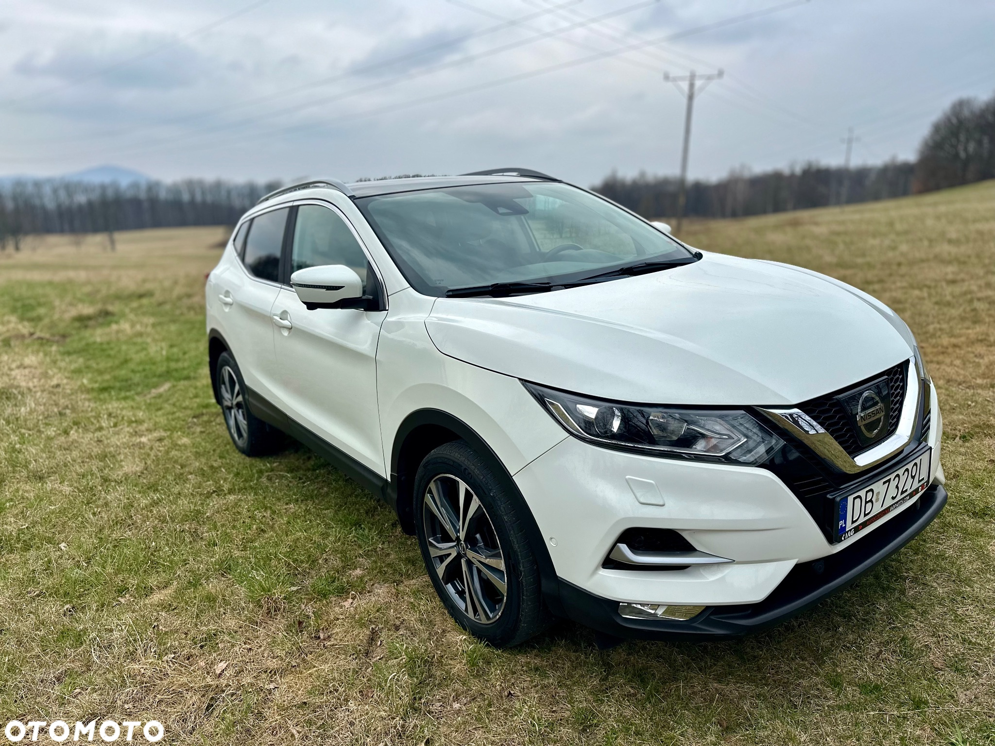 Nissan Qashqai 1.2 DIG-T Xtronic TEKNA+ - 3