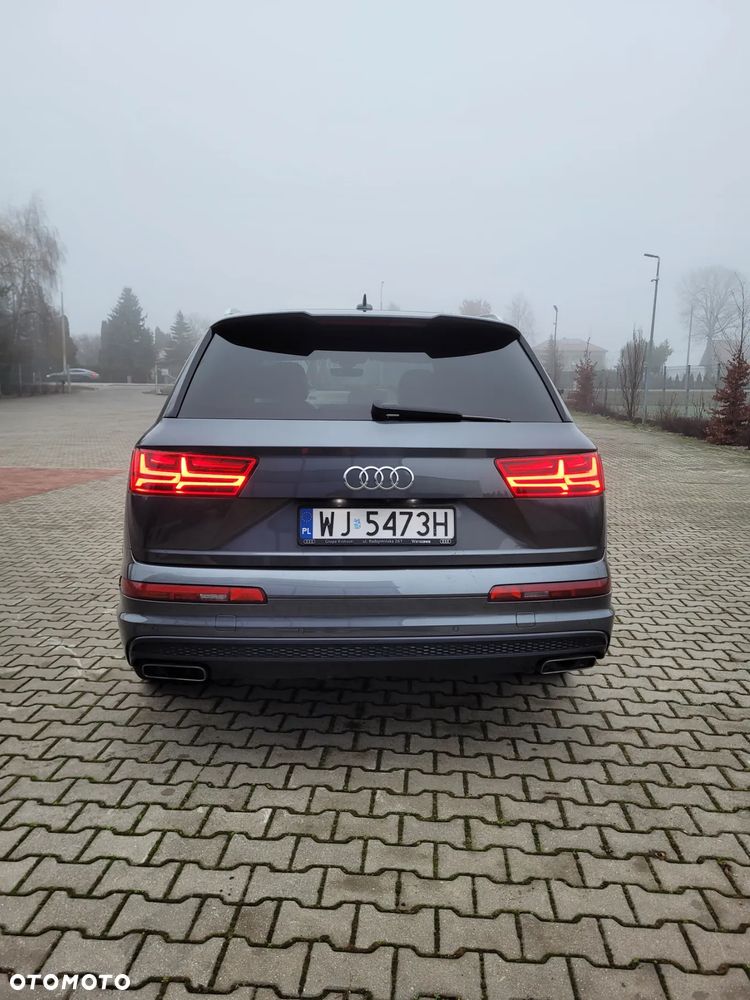 Audi Q7 - 4