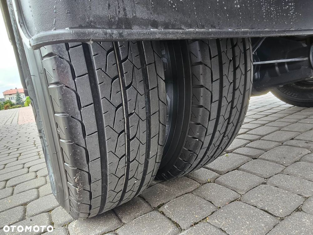Iveco DAILY 70C18 HI-MATIC CHŁODNIA IGLOOCAR+WINDA BAR - 36