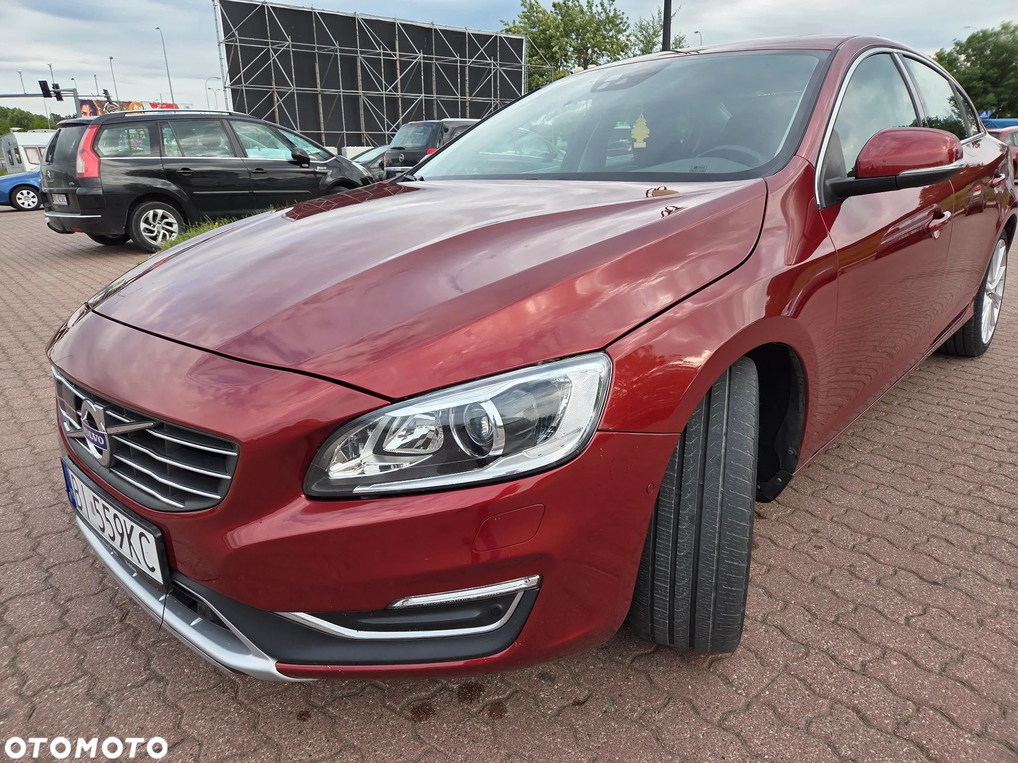 Volvo S60 T5 Momentum - 1