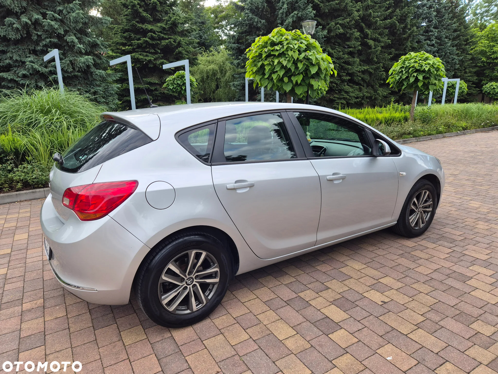 Opel Astra IV 1.6 Essentia - 5