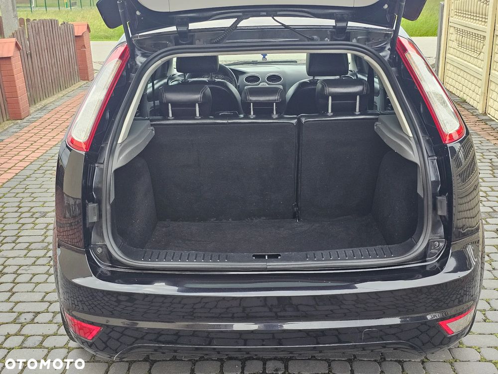 Ford Focus Turnier 1.6 Ti-VCT Style - 10